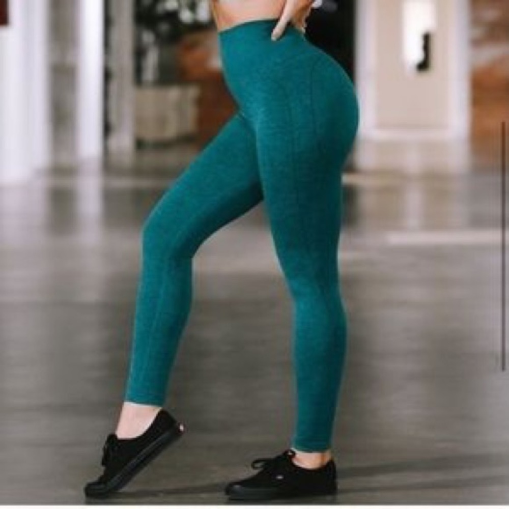 Buffbunny Goddess Leggings in Mermaid Teal